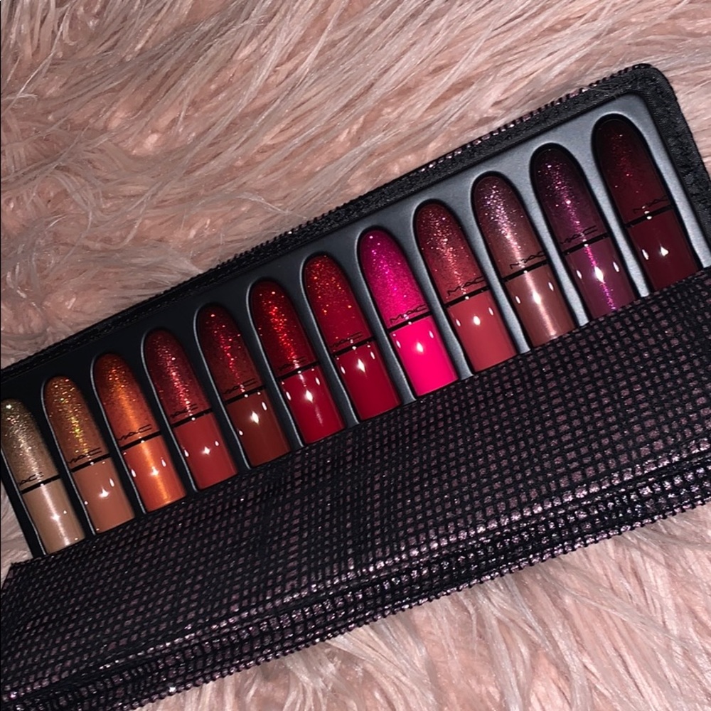 MAC lipstick set